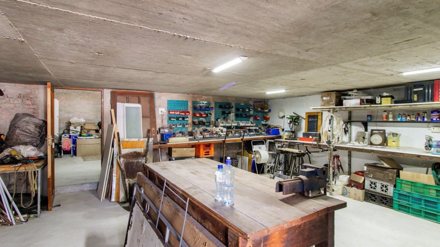 4 Bedroom Property for Sale in De Kelders Western Cape